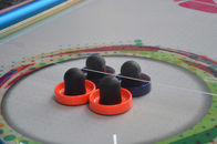 Bobi Coin vận hành máy chơi khúc côn cầu trên không để giải trí Hai / bốn người chơi